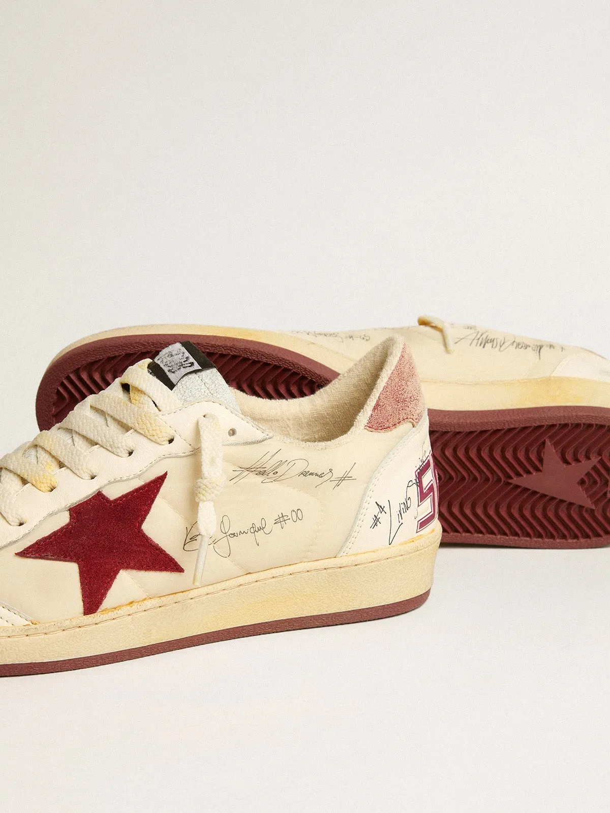 Ball Star LTD en nylon avec étoile en daim rouge grenade et contrefort en cuir | Golden Goose