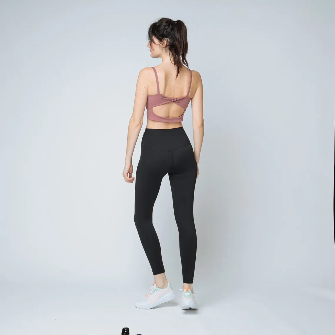 Brassière de sport dos croisé Femme rose en nylon | 3 Suisses
