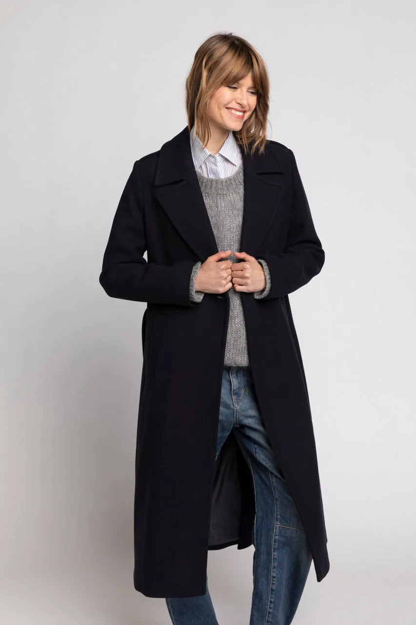 Manteau long ceinturé en laine vierge bleu marine