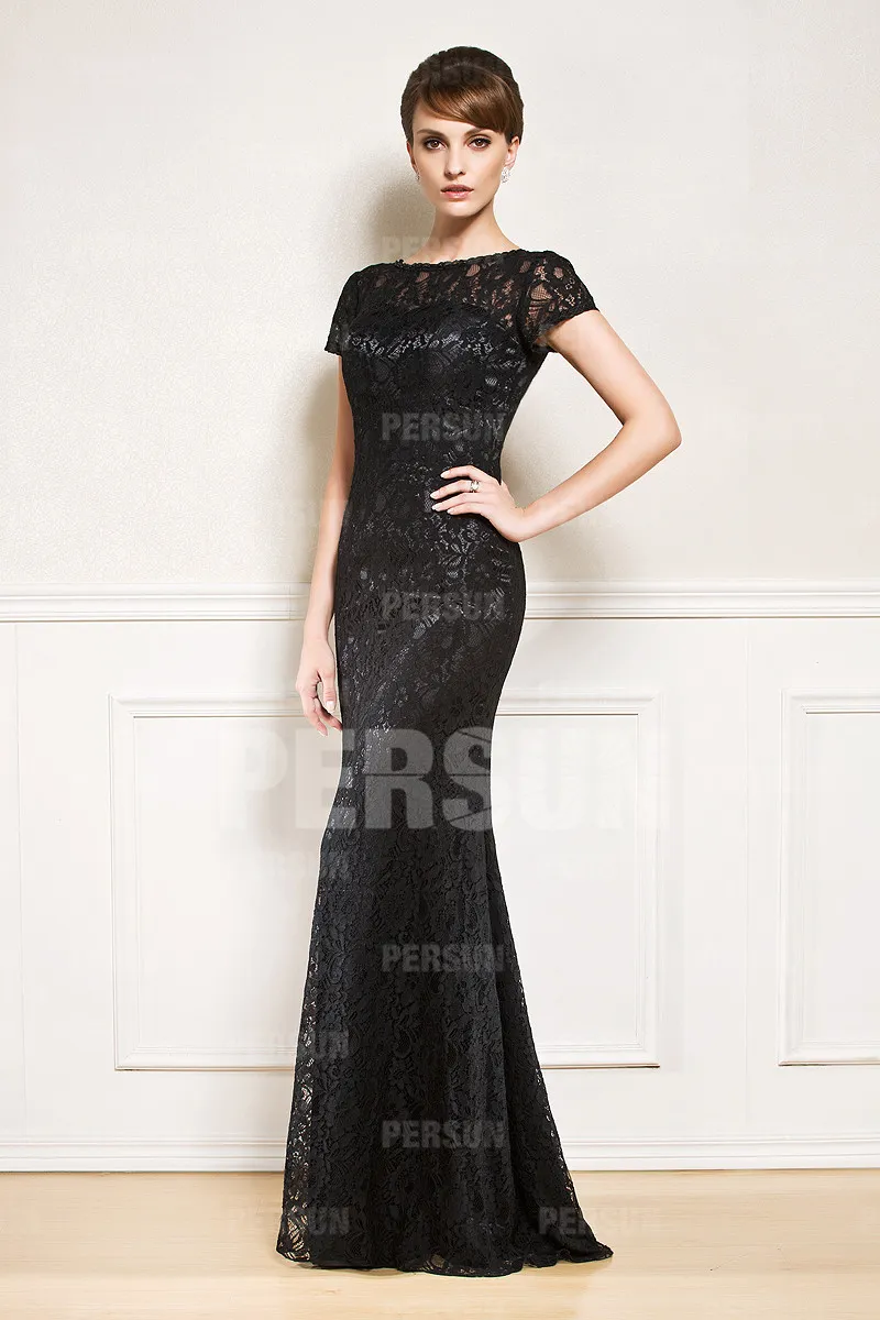 Noire robe fourreau en dentelle pour mariage