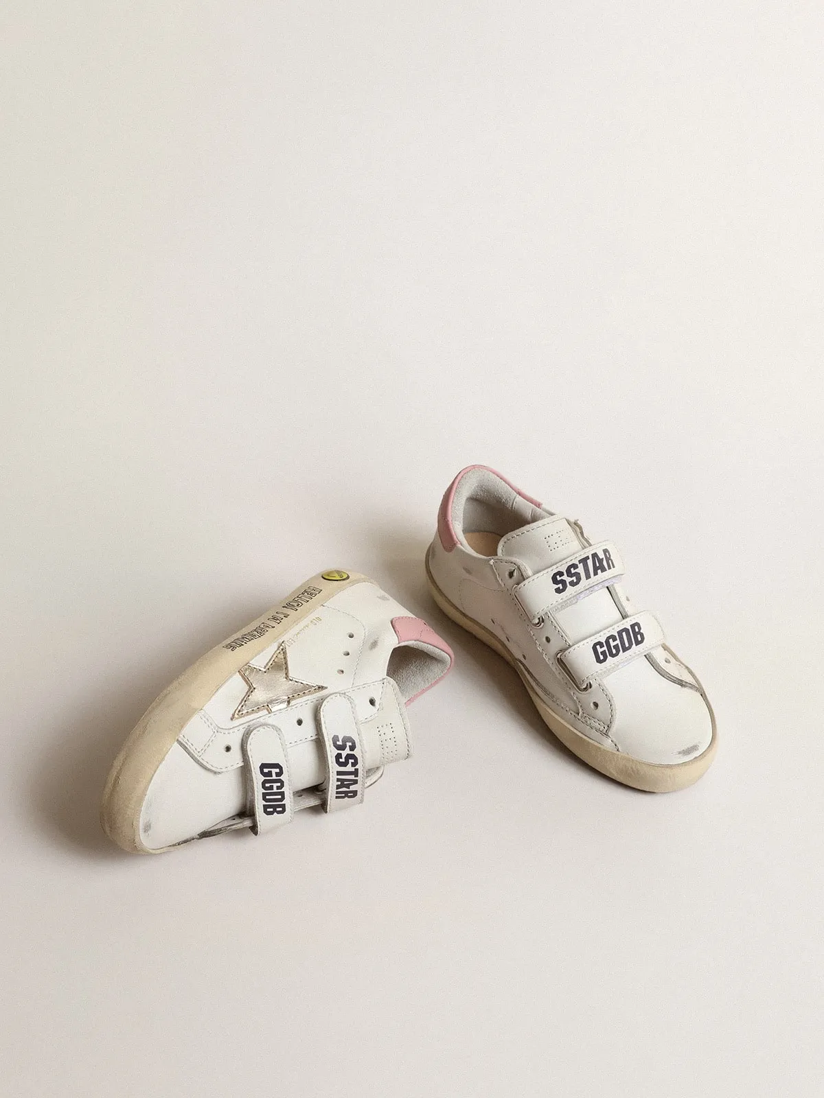 Old School Young avec étoile en cuir lamé et contrefort rose | Golden Goose