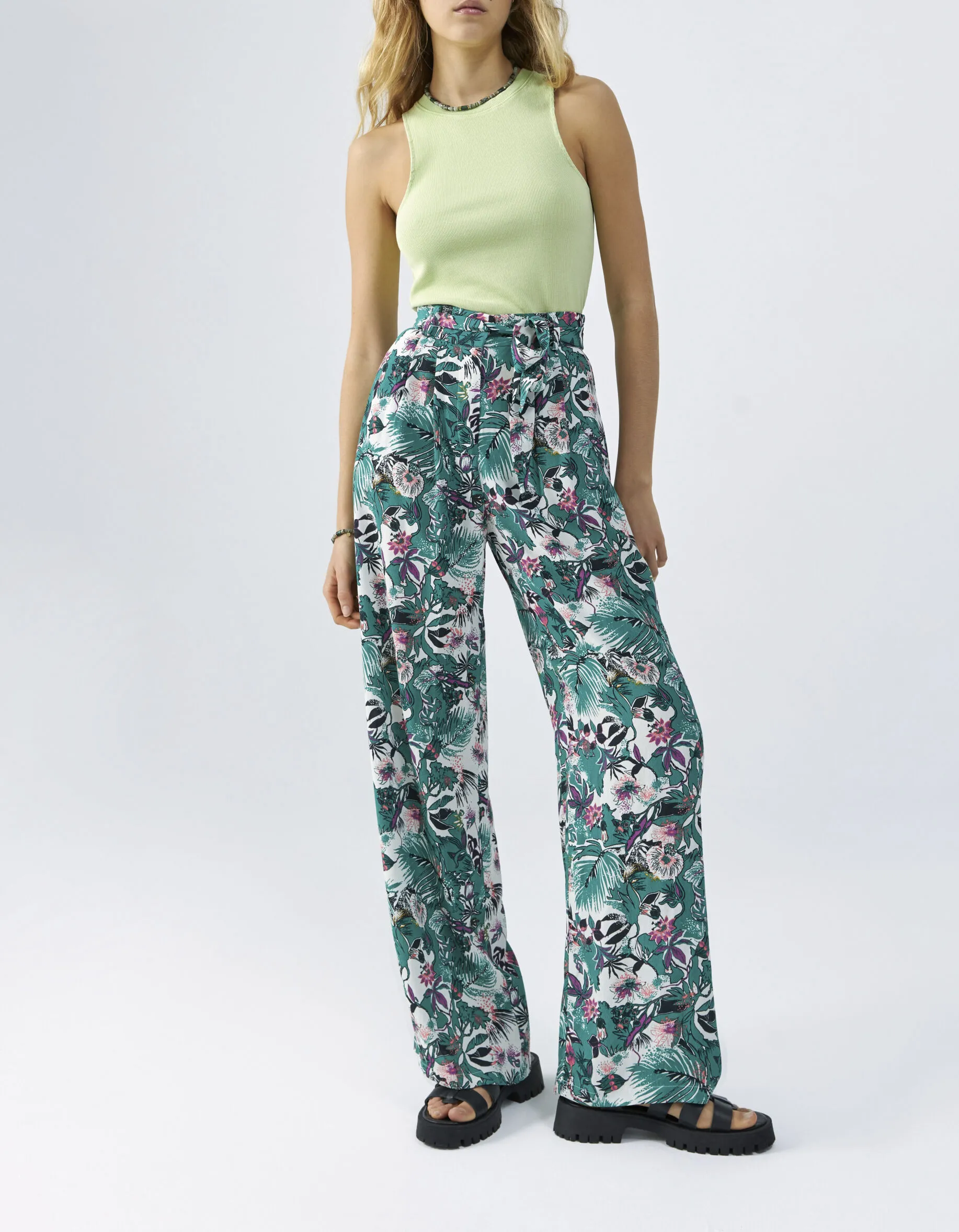 Pantalon large fluide vert à imprimé végétal Femme