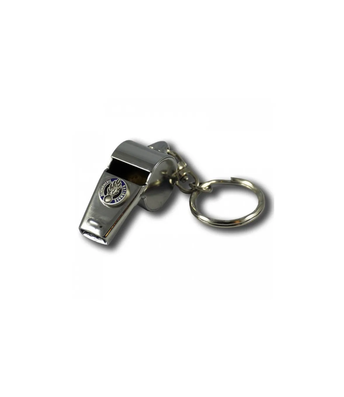 Porte clés Sifflet avec petit insigne rond métallique sur le dessus.