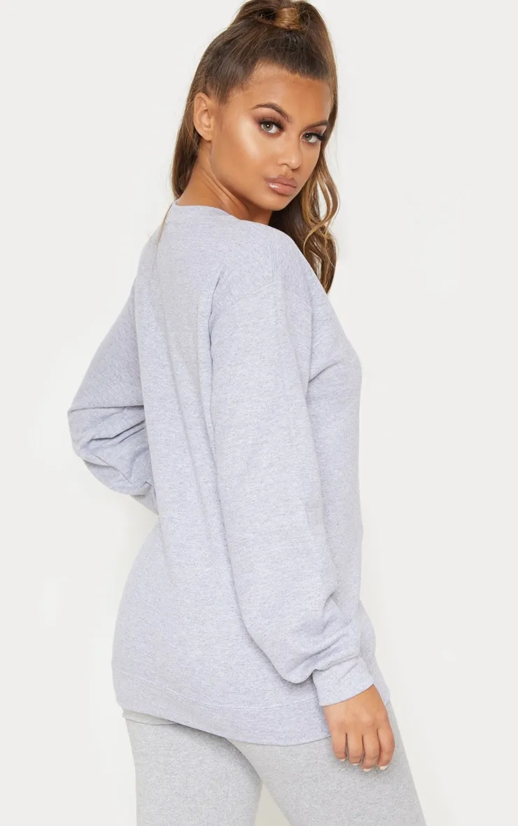 PRETTYLITTLETHING Sweat oversize gris cendré imprimé graphique à col ras