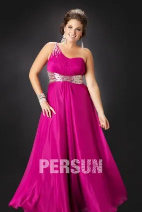 Robe asymétrique de grande taille fuchsia pour mariage ornée de strass en mousseline