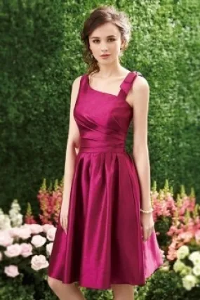 Robe asymétrique fuchsia à dos échancré en V pour mariage en taffetas