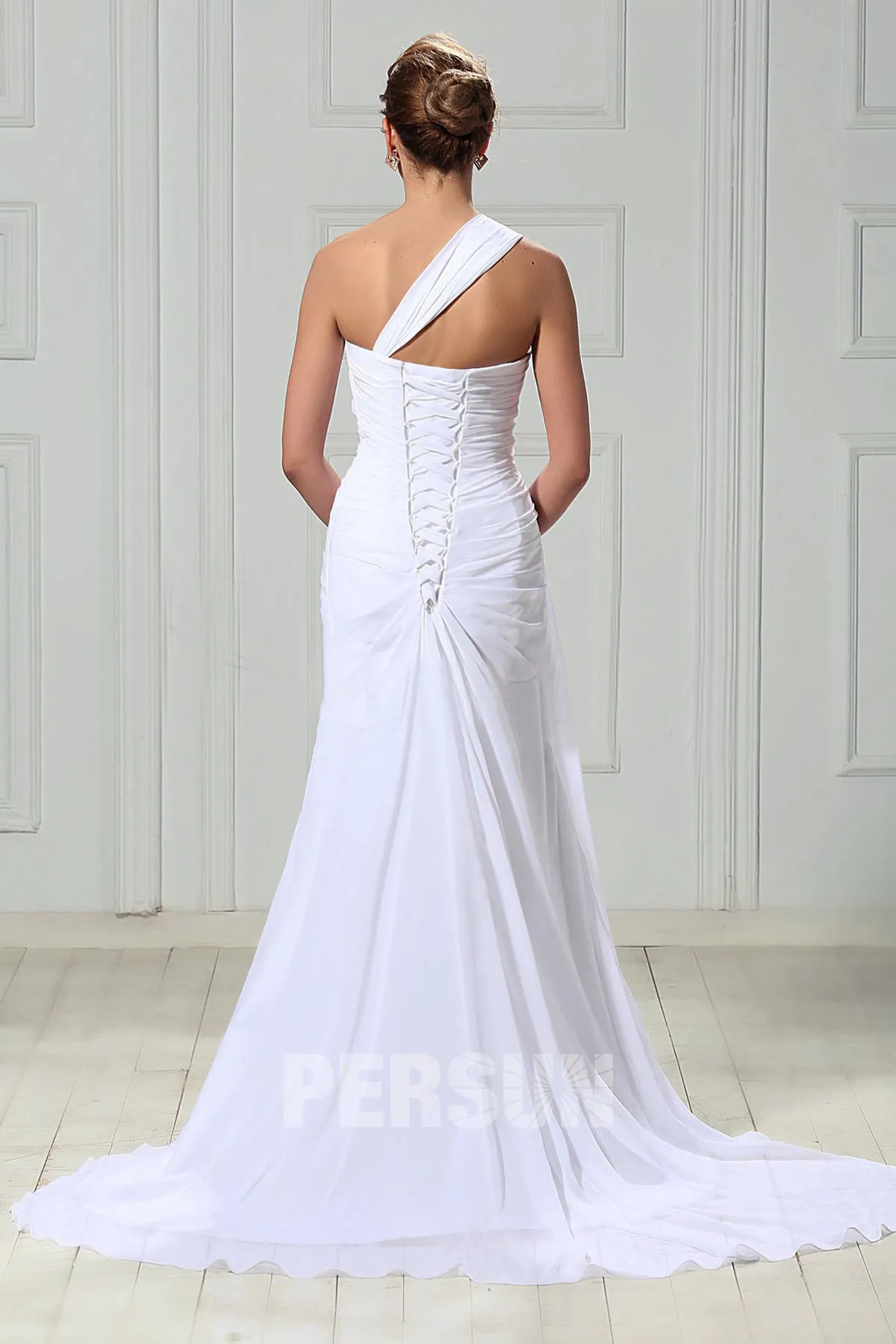 Robe de mariée asymétrique longue pour cérémonie plage à traîne Chapelle