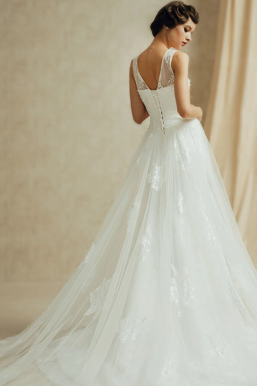 Robe de mariée sirène en dentelle à col en V