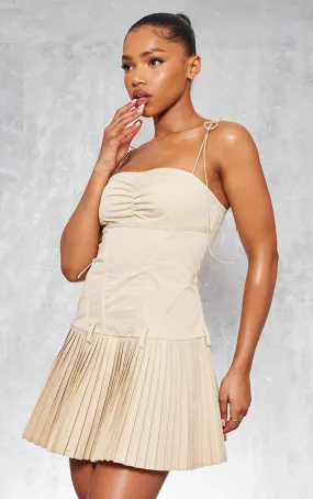 Robe droite camel tissée à corset et jupe plissée