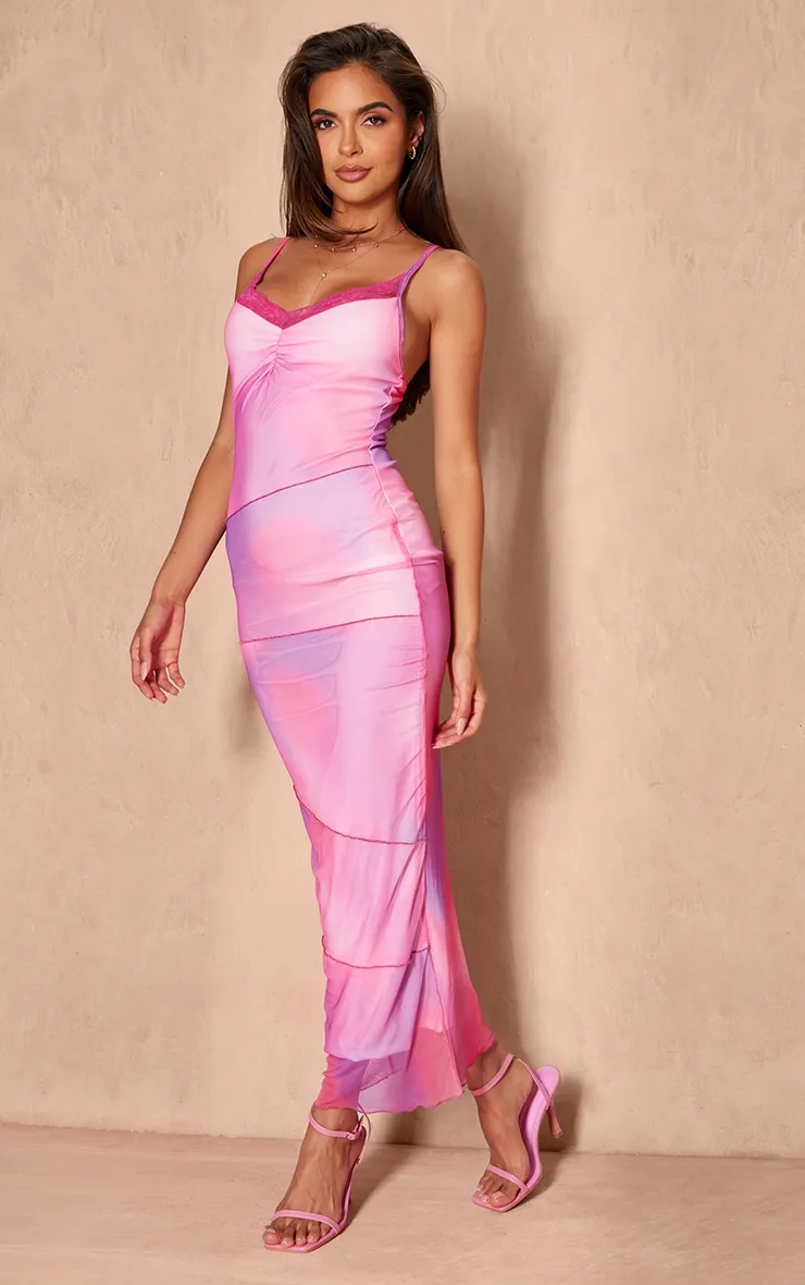 Robe longue rose ombrée en mesh froncée à ourlet en dentelle