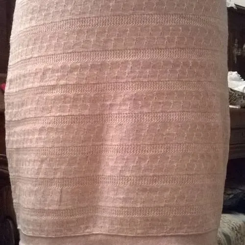 Robe manches courtes en maille et dentelle