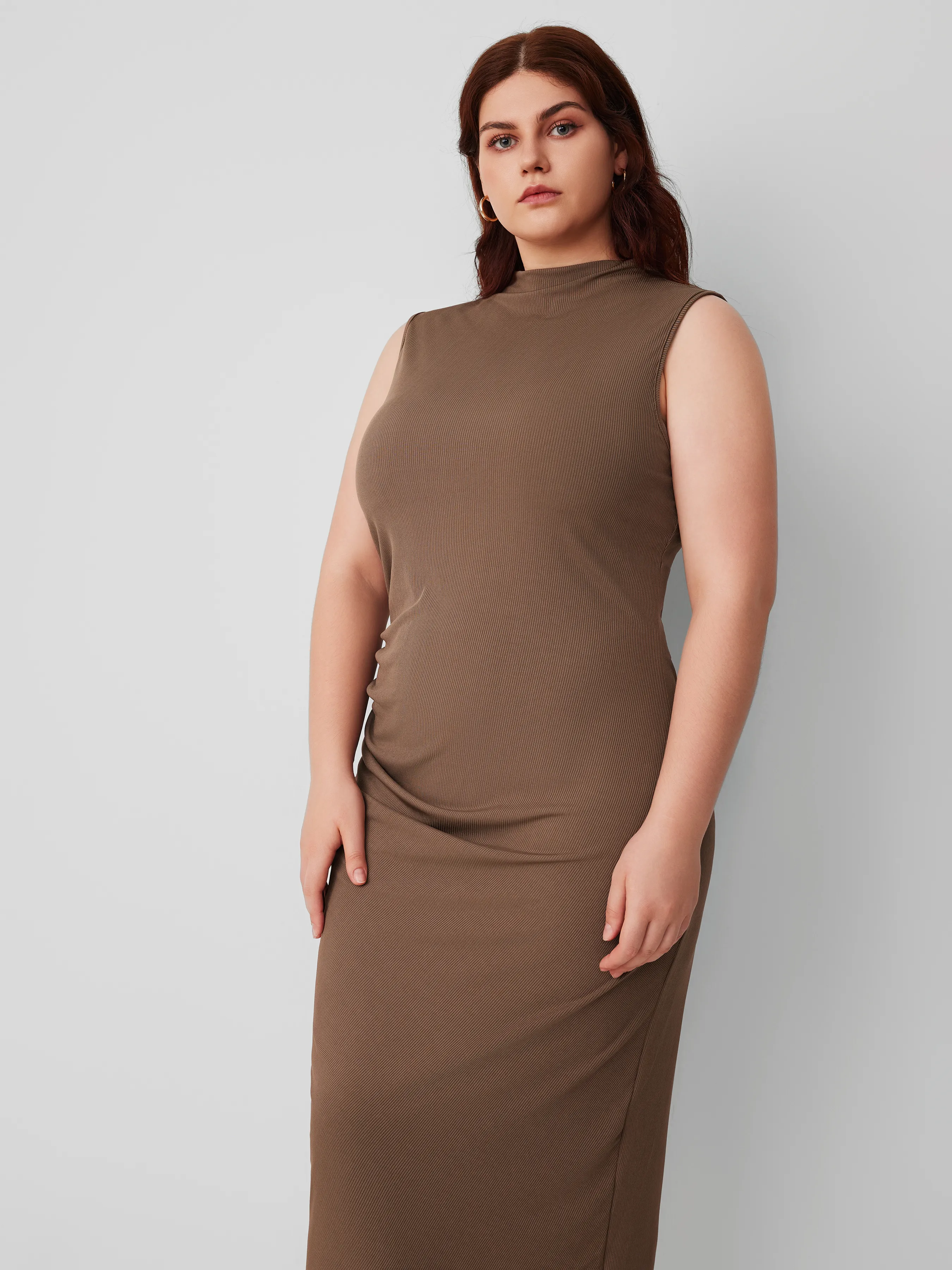  Robe Midi Plissée à Col Haut Curve & Plus