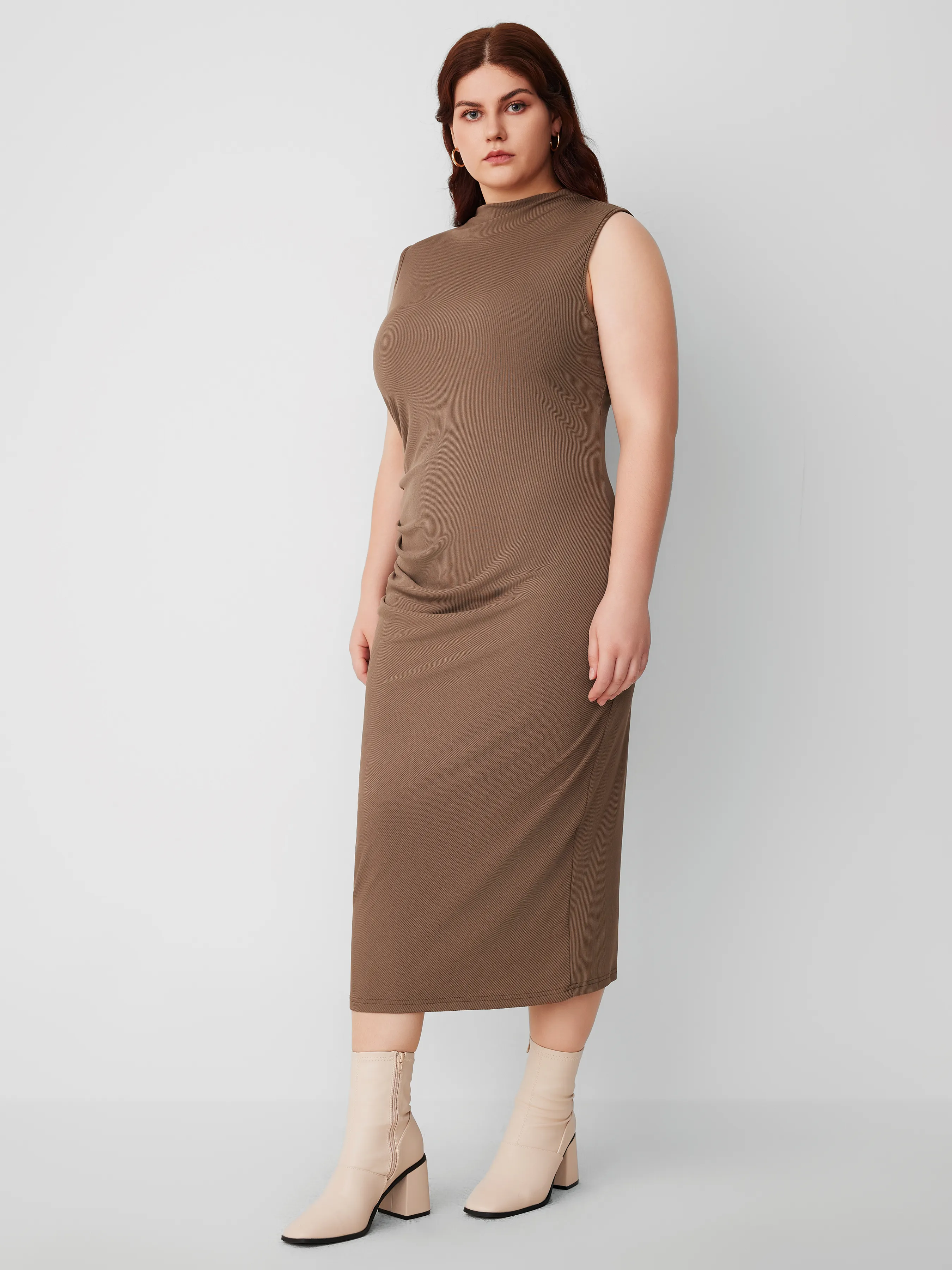  Robe Midi Plissée à Col Haut Curve & Plus