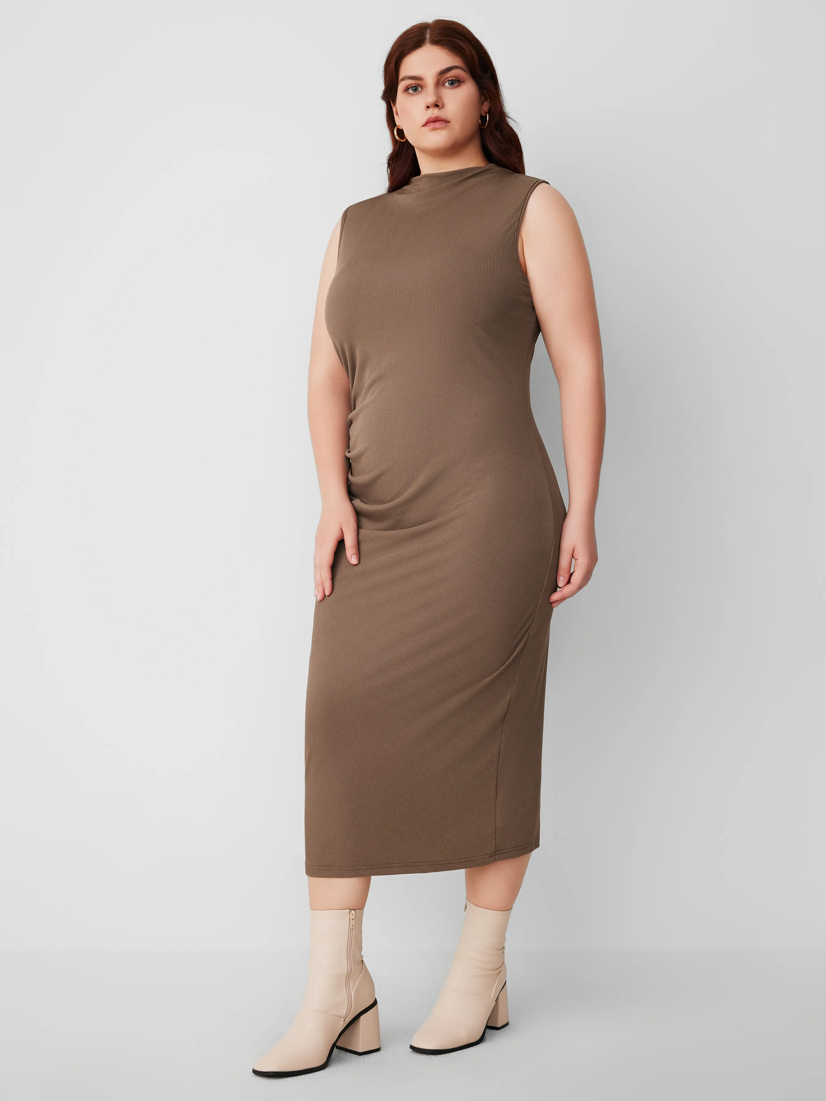  Robe Midi Plissée à Col Haut Curve & Plus