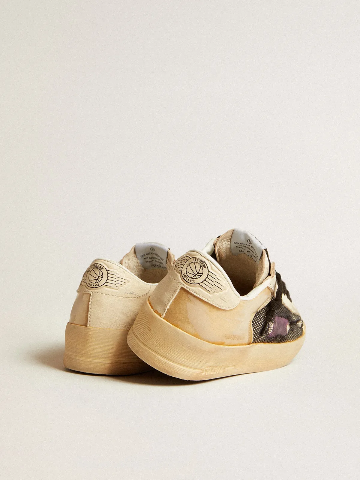 Stardan LAB pour femme en cuir nappa écru et résille avec étoile en cuir violet | Golden Goose